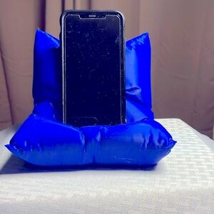 Blue Phone Holder Stand
